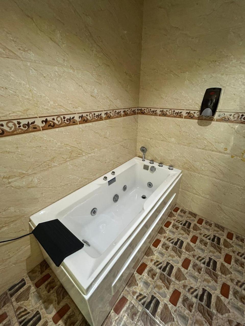Wawasan City Inn Batu Niah Exteriör bild